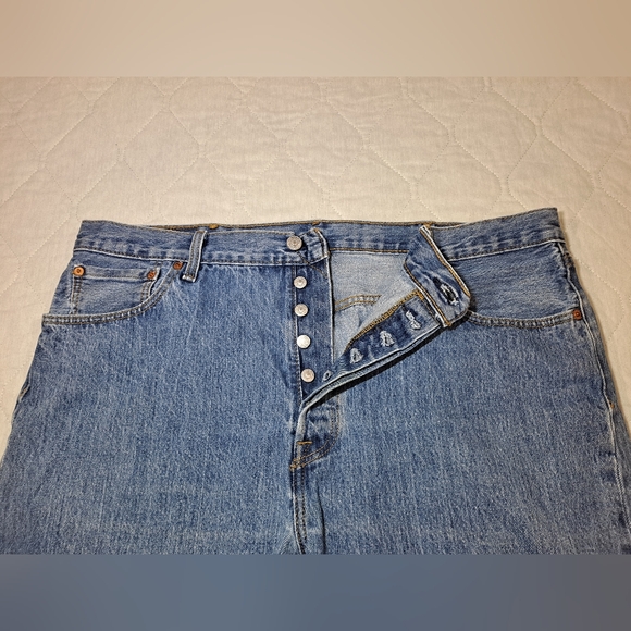 Levi's 501 Button-Fly Jeans Men's 40x30 Blue Denim Straight 5-Pkt Original-Fit - Picture 4 of 11